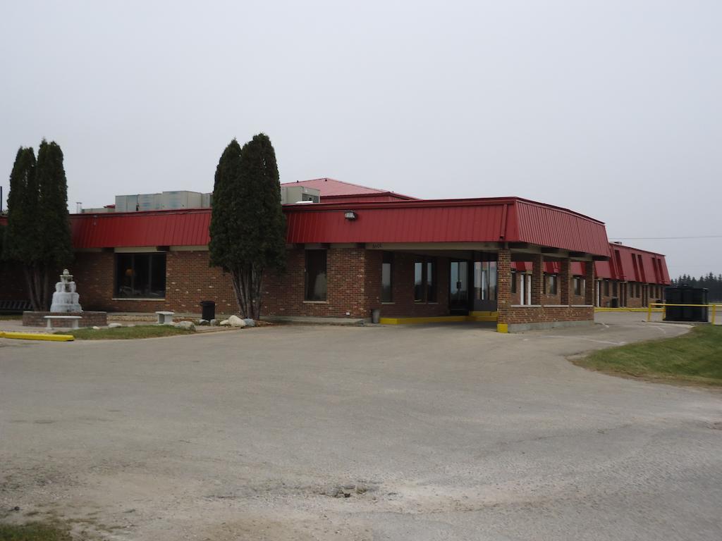 Canway Inn & Suites Dauphin Zewnętrze zdjęcie