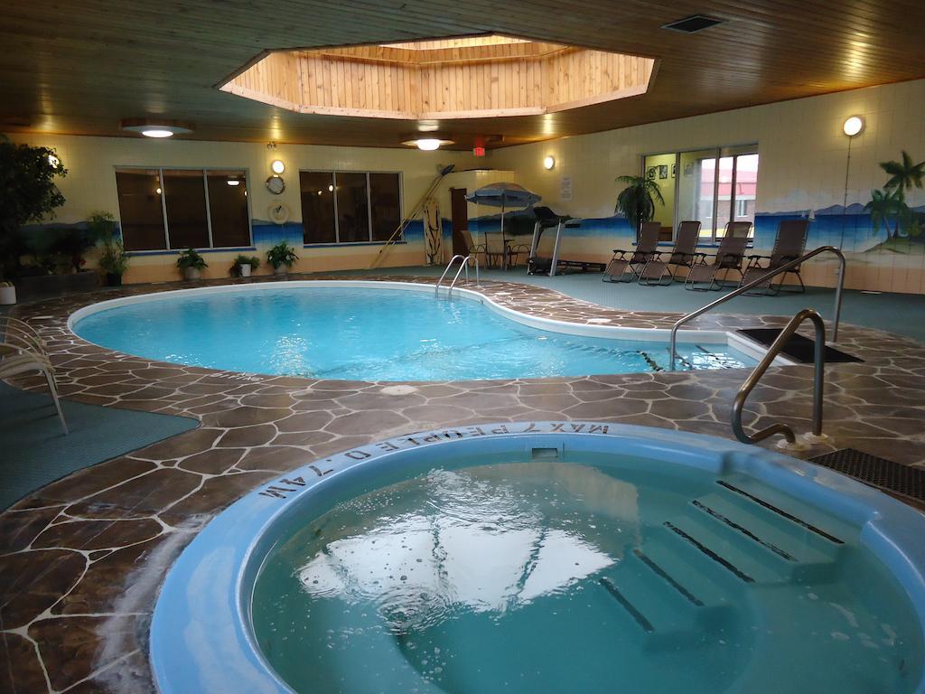 Canway Inn & Suites Dauphin Zewnętrze zdjęcie