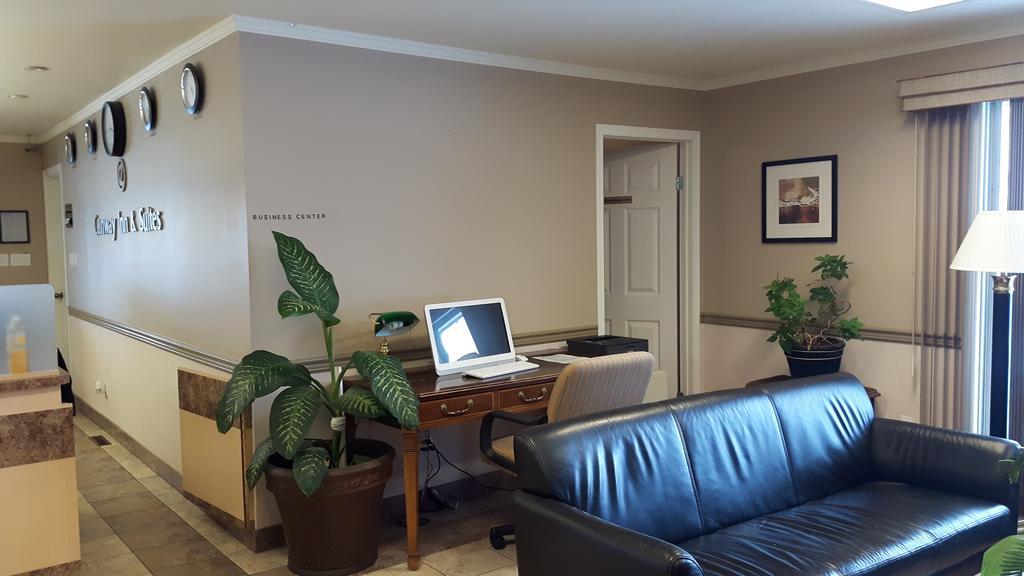 Canway Inn & Suites Dauphin Zewnętrze zdjęcie